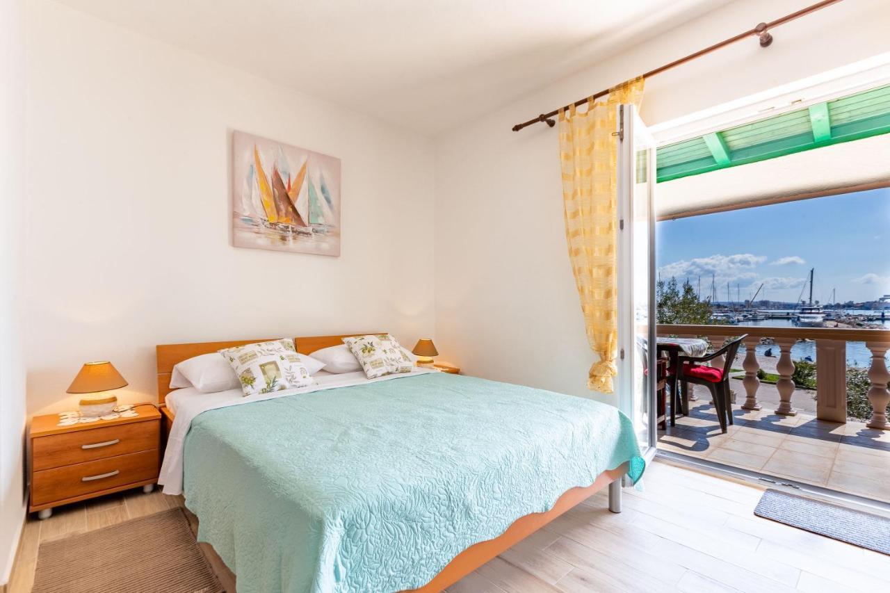 Mare-More Studio W Balcony And Beach Front And View 자다르 외부 사진